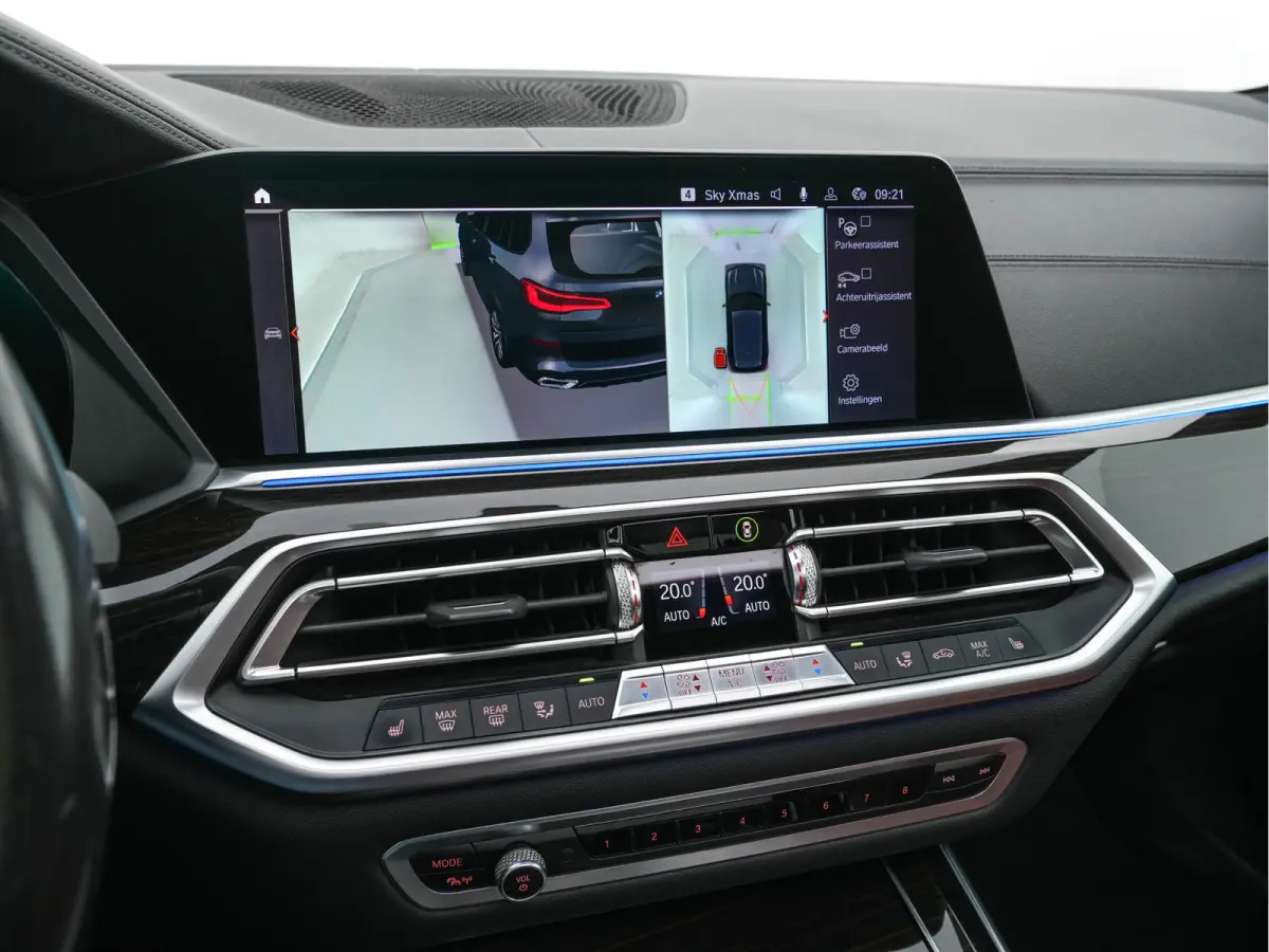 M50d High Executive M-Sportpack Aut. *PANO | HEAD-UP | DESIGN-LEATHER | LASER-LIGHT | TOP-VIEW | HARMAN/KARDON | MEMORY-PACK | DIGI-COCKPIT | DAB+ | HEATED-COMFORTSEATS | NAVI-FULLMAP | KEYL