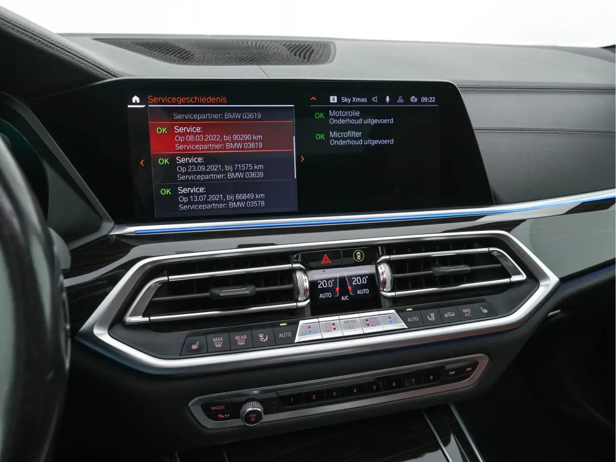 M50d High Executive M-Sportpack Aut. *PANO | HEAD-UP | DESIGN-LEATHER | LASER-LIGHT | TOP-VIEW | HARMAN/KARDON | MEMORY-PACK | DIGI-COCKPIT | DAB+ | HEATED-COMFORTSEATS | NAVI-FULLMAP | KEYL