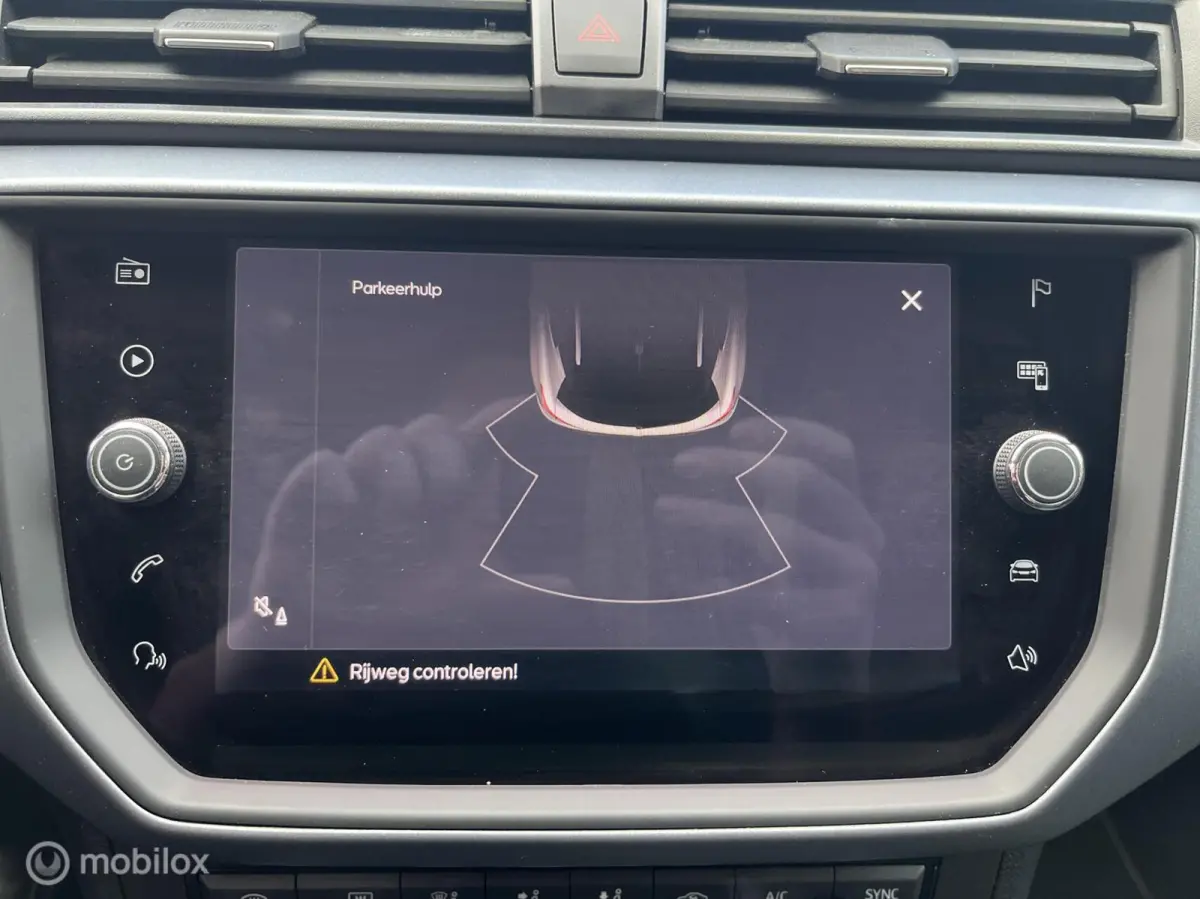1.0 TSI Style Business Intense Plus*NAVI*CRUISE*