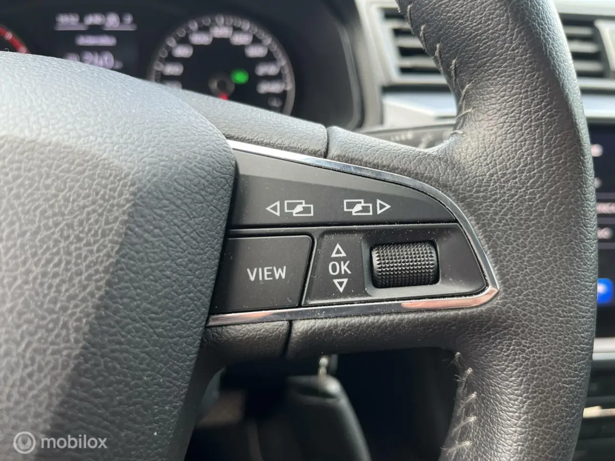 1.0 TSI Style Business Intense Plus*NAVI*CRUISE*