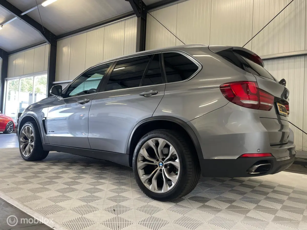 xDrive50i High Executive | NAP | 7 persoons | 449PK