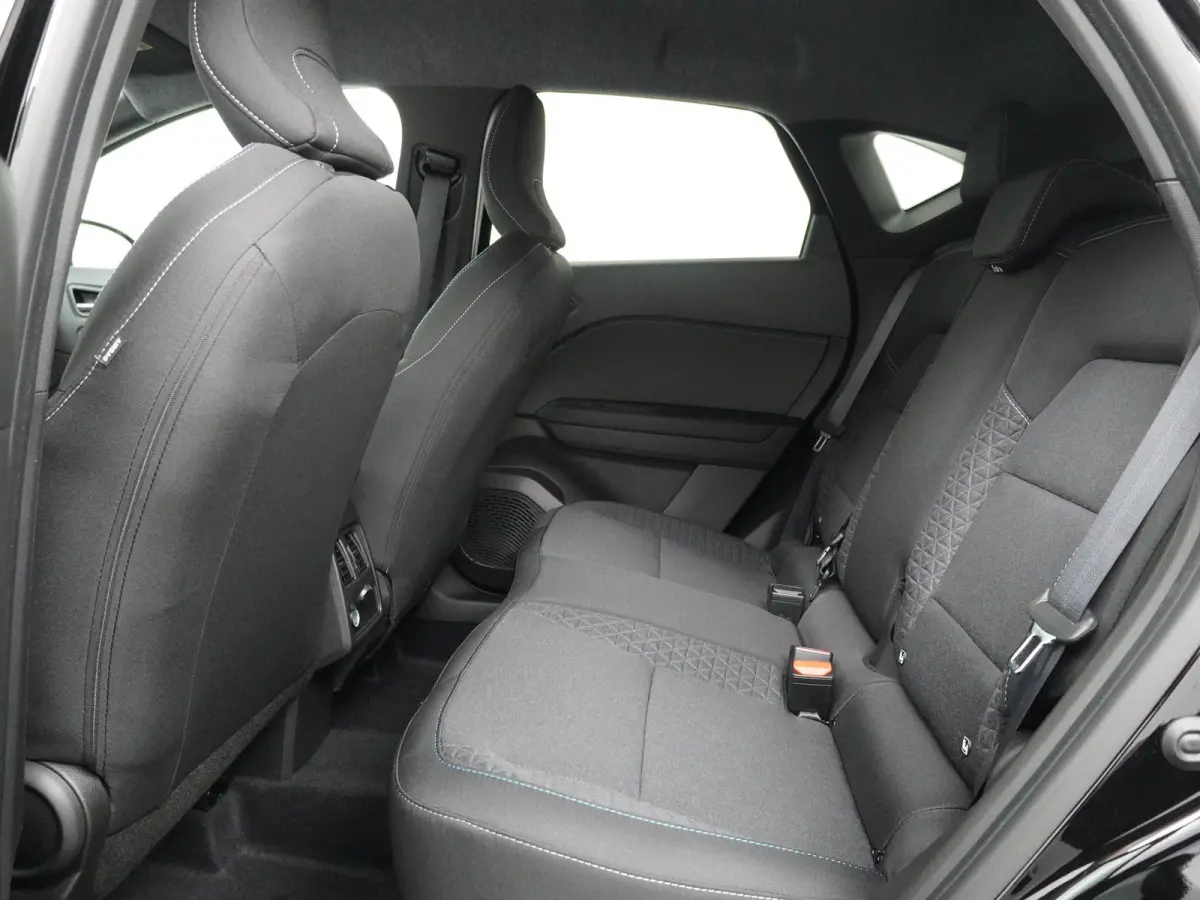 1.8 HEV AT Intense | Parkeercamera | Stoelverw. | Apple Carplay/Android Auto |