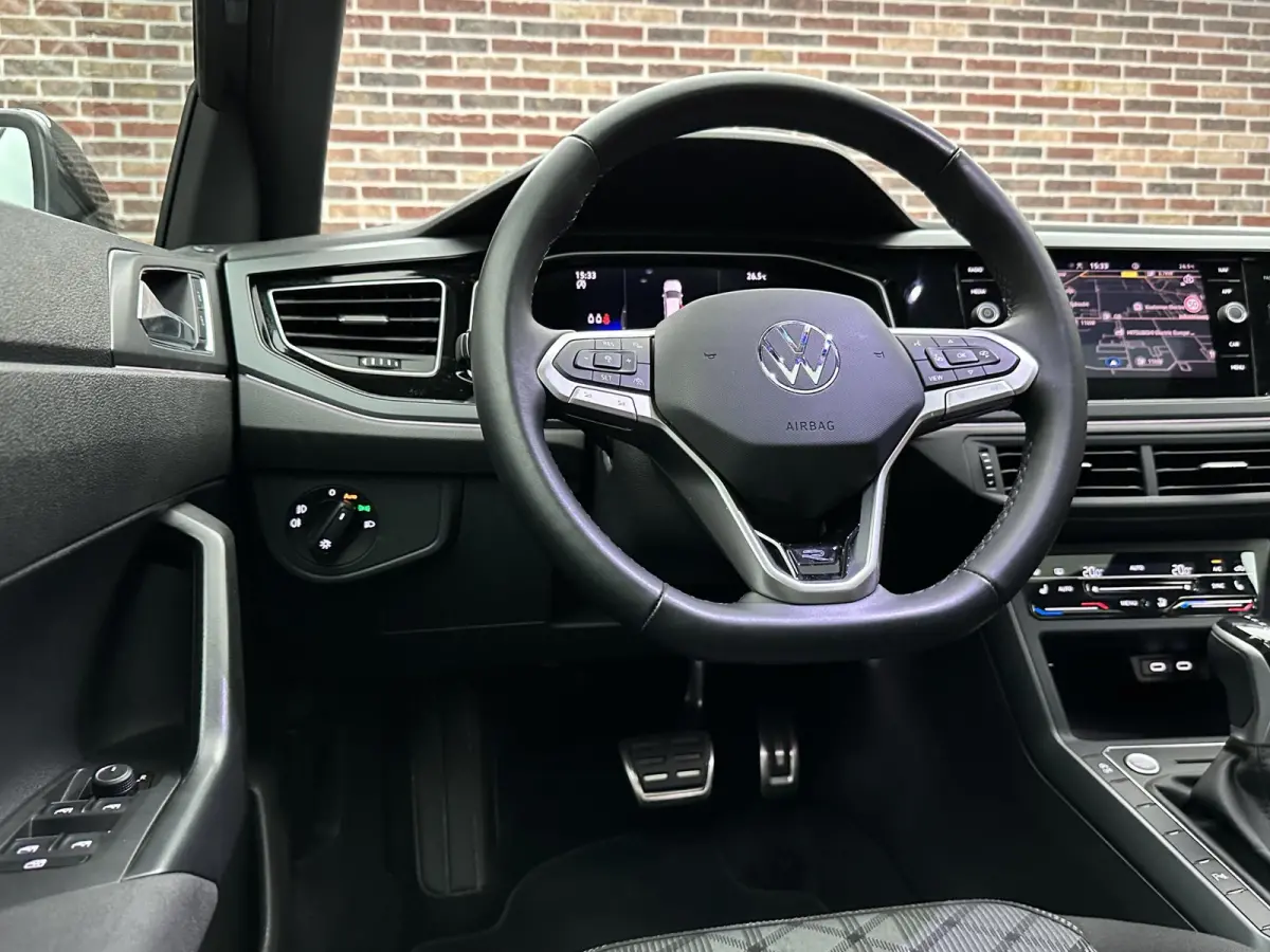 1.0 TSI R-Line Business | Dak| IQ Light| Keyless| Navi|