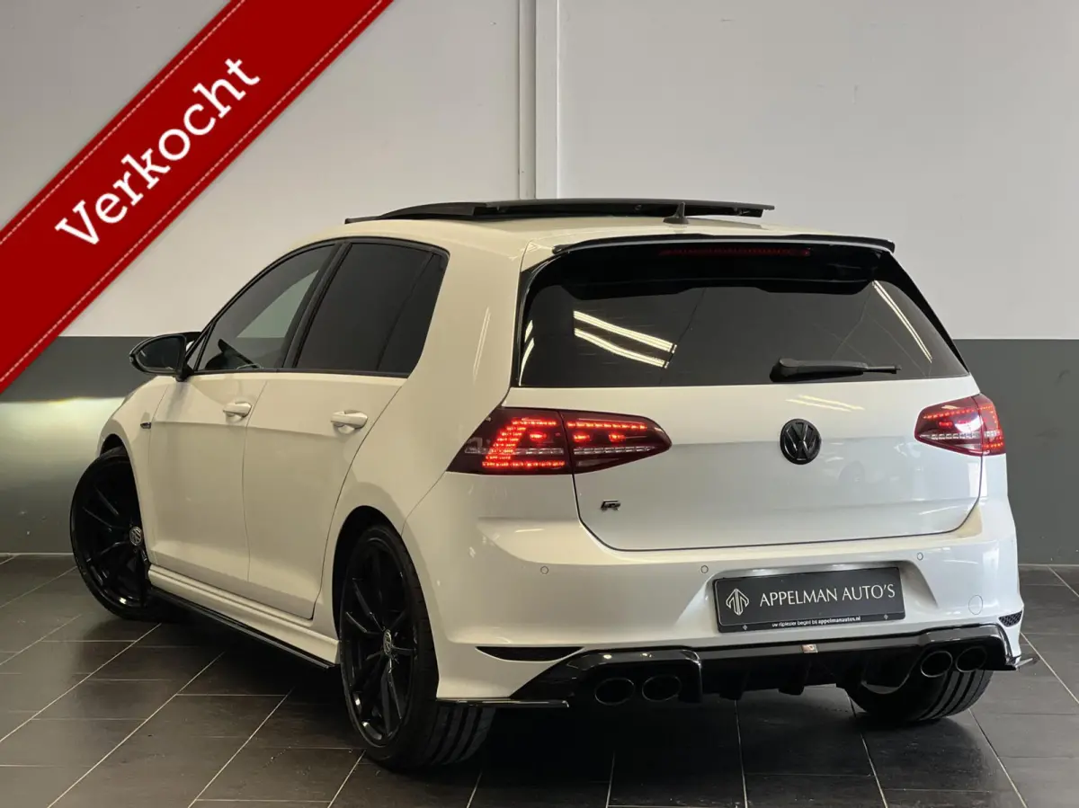 2.0 TSI R 4Motion | Full | Carbon Stuur | Maxton | Pano | Dynaudio | Camera | Dodehoek | Leder