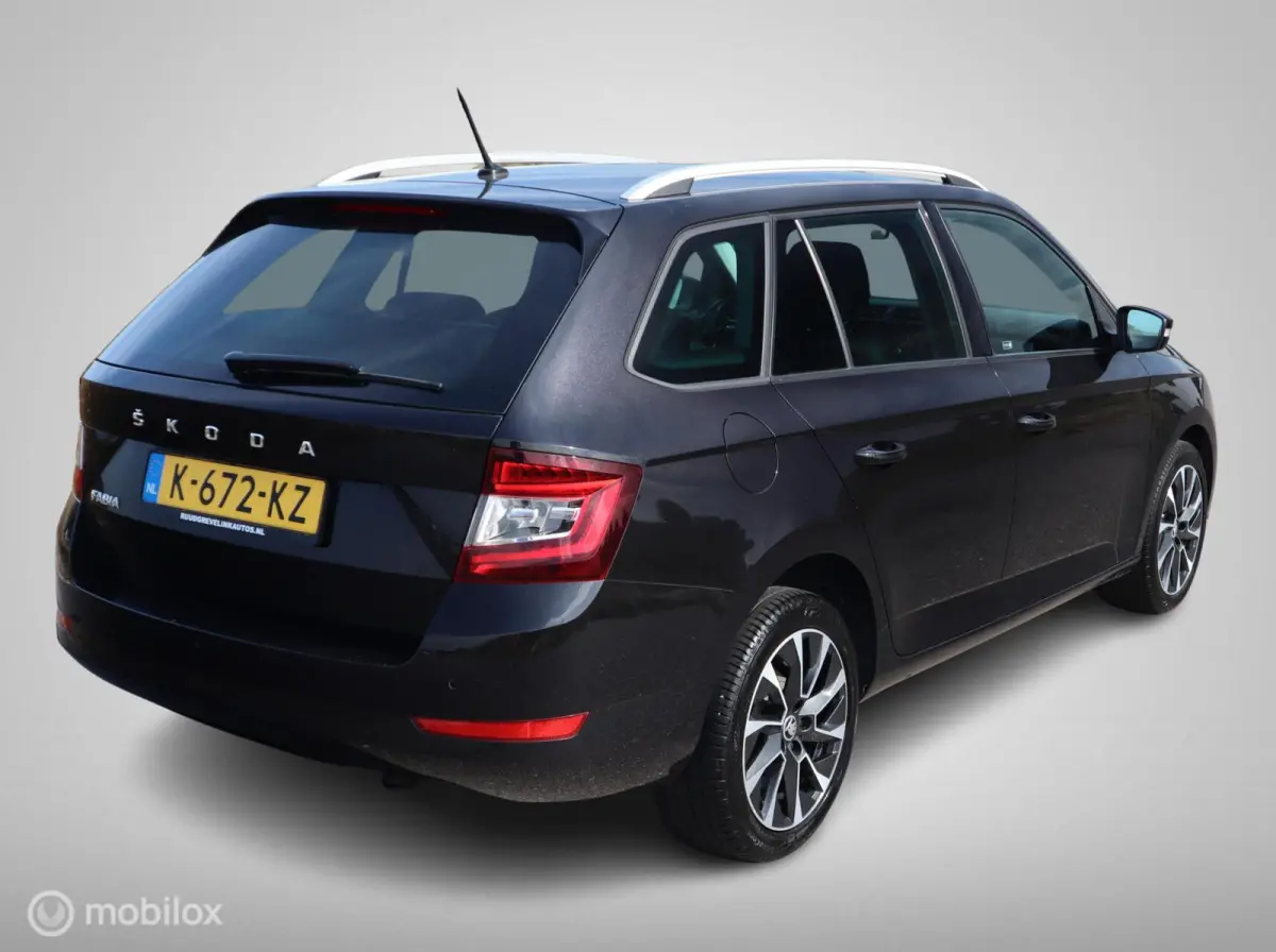 TSI 95 PK B Edition Navigatie|Stoelverw|PDC V+A|Cruise|Carplay|DAB|DonkerGlas|16''LMV