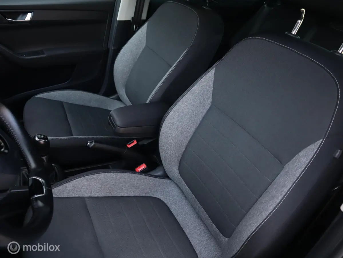 TSI 95 PK B Edition Navigatie|Stoelverw|PDC V+A|Cruise|Carplay|DAB|DonkerGlas|16''LMV