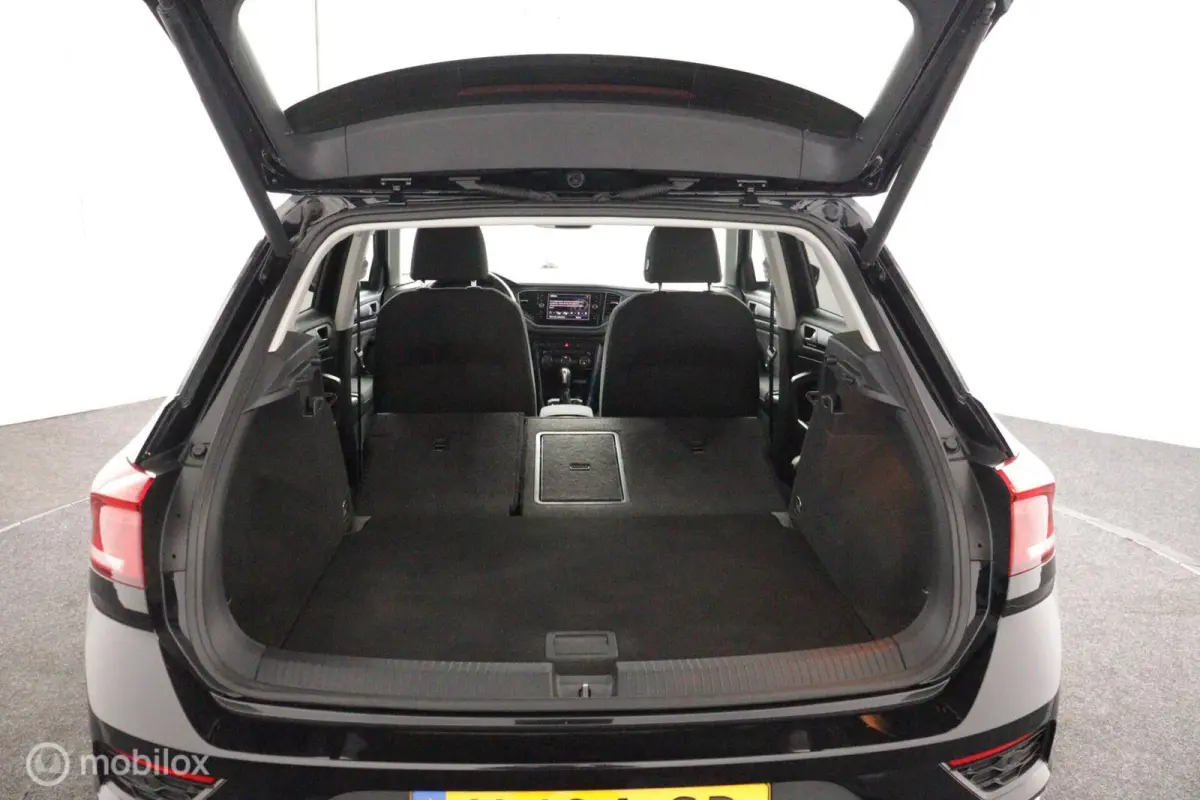 1.5 TSI 150 Pk Sport| DSG Automaat | Standkachel | Elec. achterklep | Stoel verwarming | Michelin all seasons | DEALER-STAAT