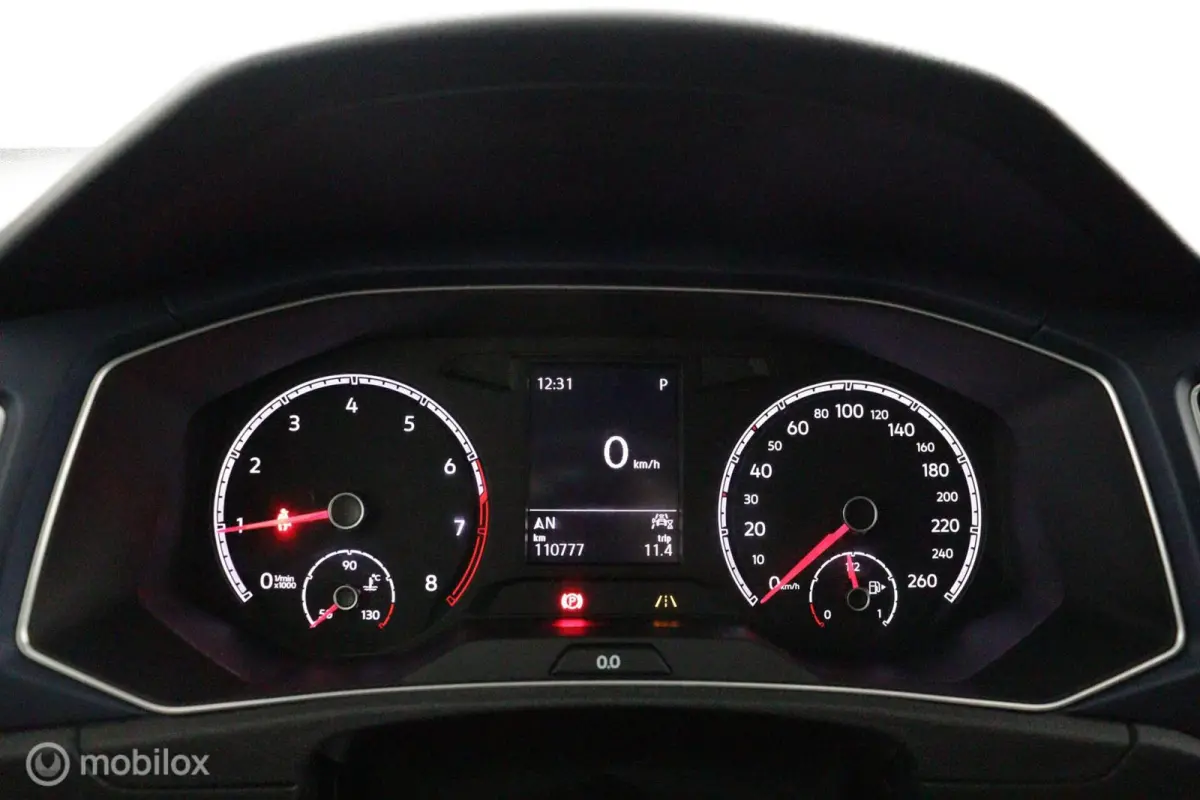 1.5 TSI 150 Pk Sport| DSG Automaat | Standkachel | Elec. achterklep | Stoel verwarming | Michelin all seasons | DEALER-STAAT