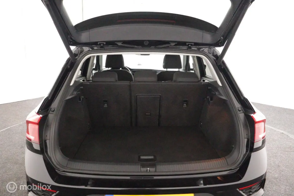 1.5 TSI 150 Pk Sport| DSG Automaat | Standkachel | Elec. achterklep | Stoel verwarming | Michelin all seasons | DEALER-STAAT