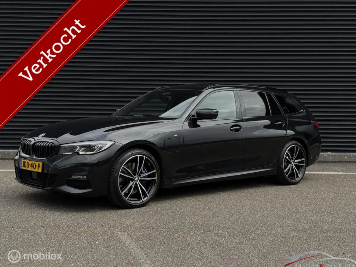 330e M-Sport, BTW, FullOption, Laser, HK