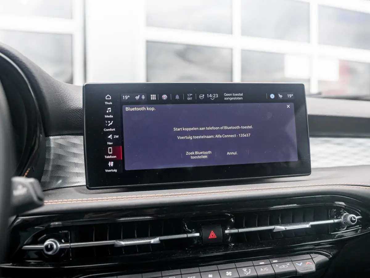 Plug-In Hybrid Q4 280pk Edizione Speciale | Technology Pack | Winter Pack | Blu Misano