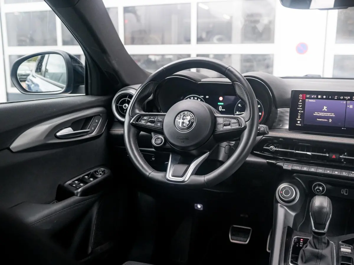 Plug-In Hybrid Q4 280pk Edizione Speciale | Technology Pack | Winter Pack | Blu Misano