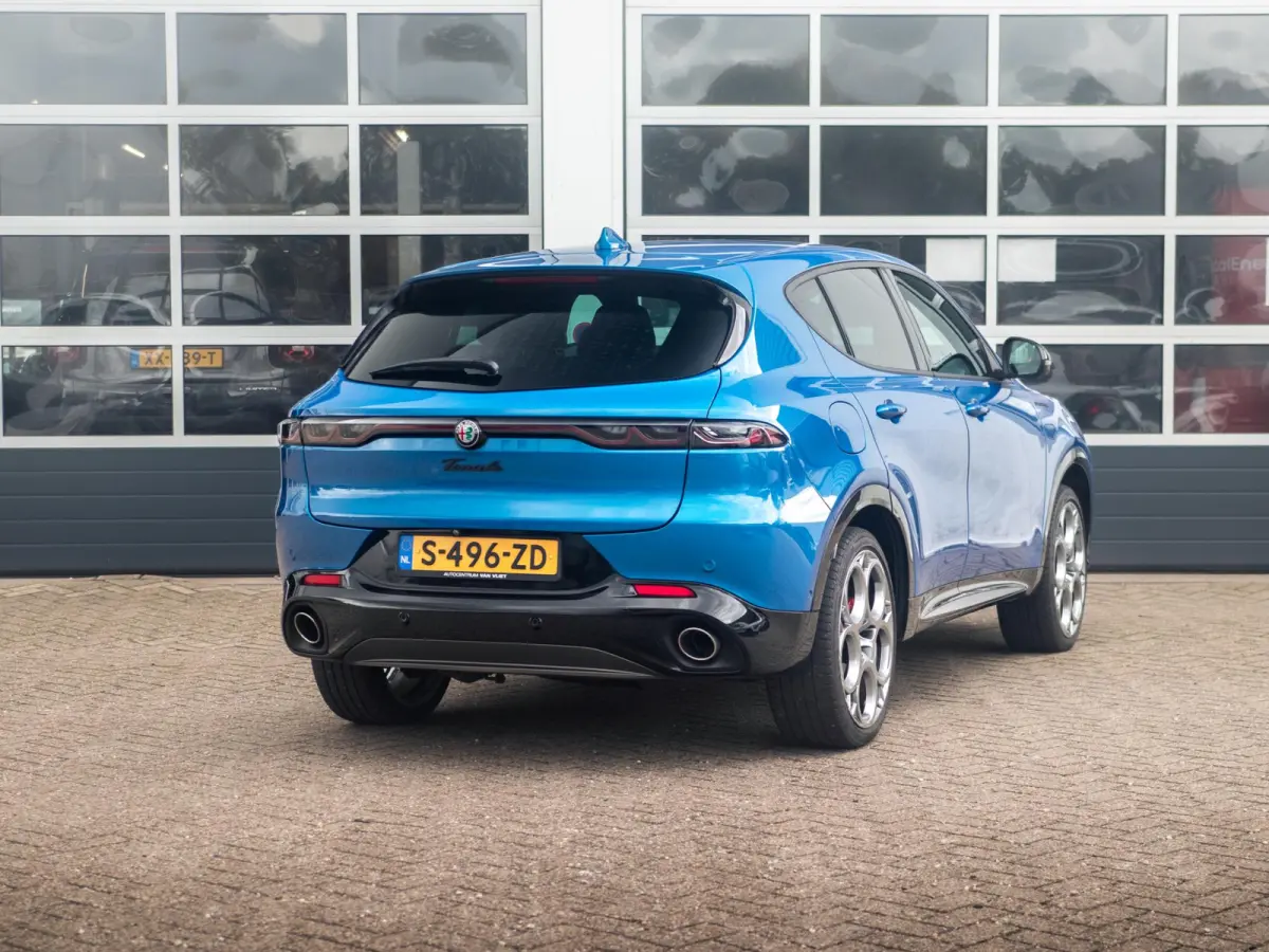 Plug-In Hybrid Q4 280pk Edizione Speciale | Technology Pack | Winter Pack | Blu Misano