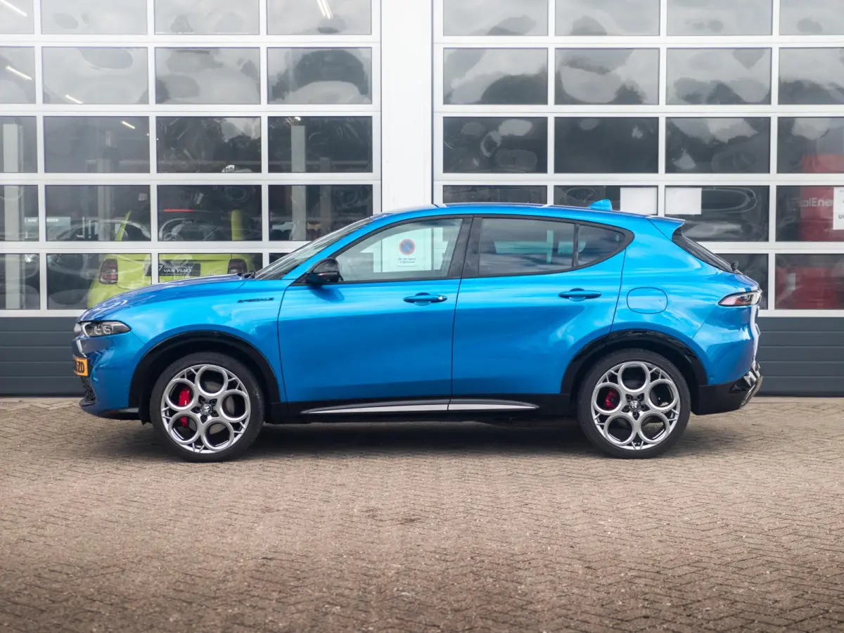 Plug-In Hybrid Q4 280pk Edizione Speciale | Technology Pack | Winter Pack | Blu Misano