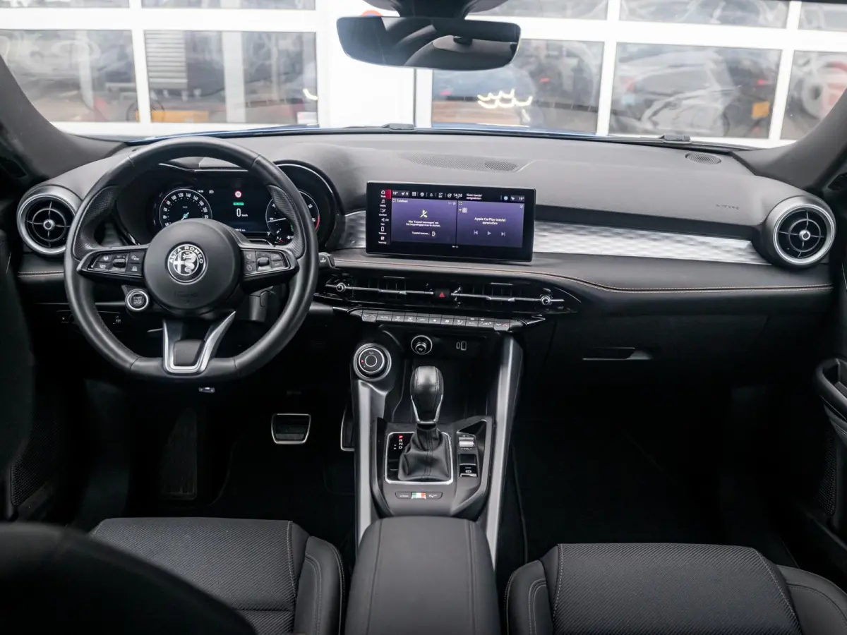 Plug-In Hybrid Q4 280pk Edizione Speciale | Technology Pack | Winter Pack | Blu Misano