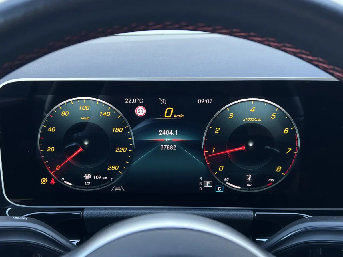 200 Business Solution AMG | Night | Camera | Sfeerverlichting | MBUX
