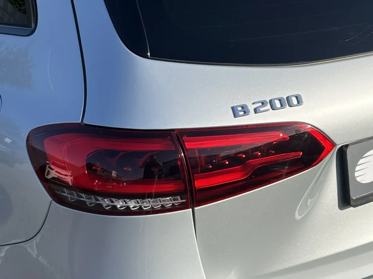 200 Business Solution AMG | Night | Camera | Sfeerverlichting | MBUX