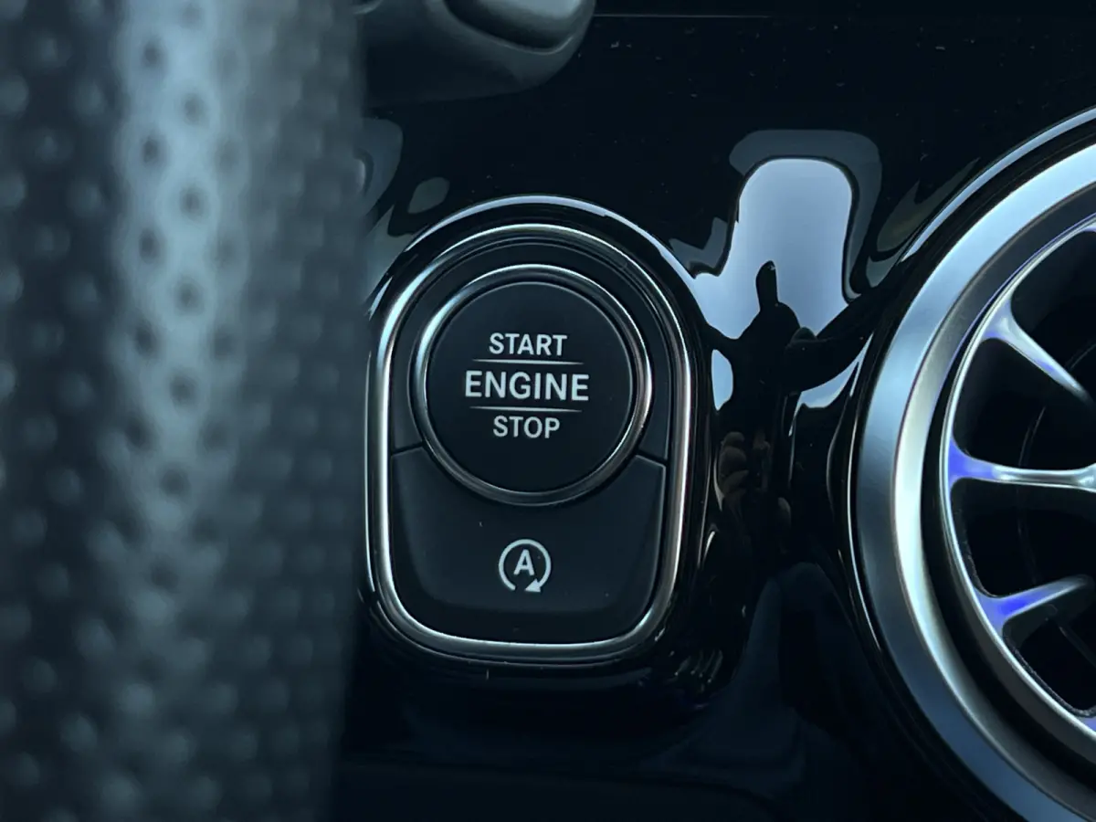 200 Business Solution AMG | Night | Camera | Sfeerverlichting | MBUX