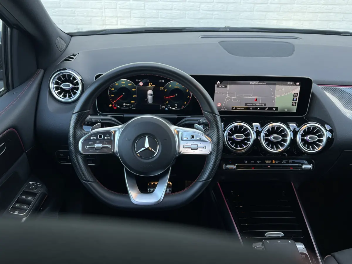 200 Business Solution AMG | Night | Camera | Sfeerverlichting | MBUX