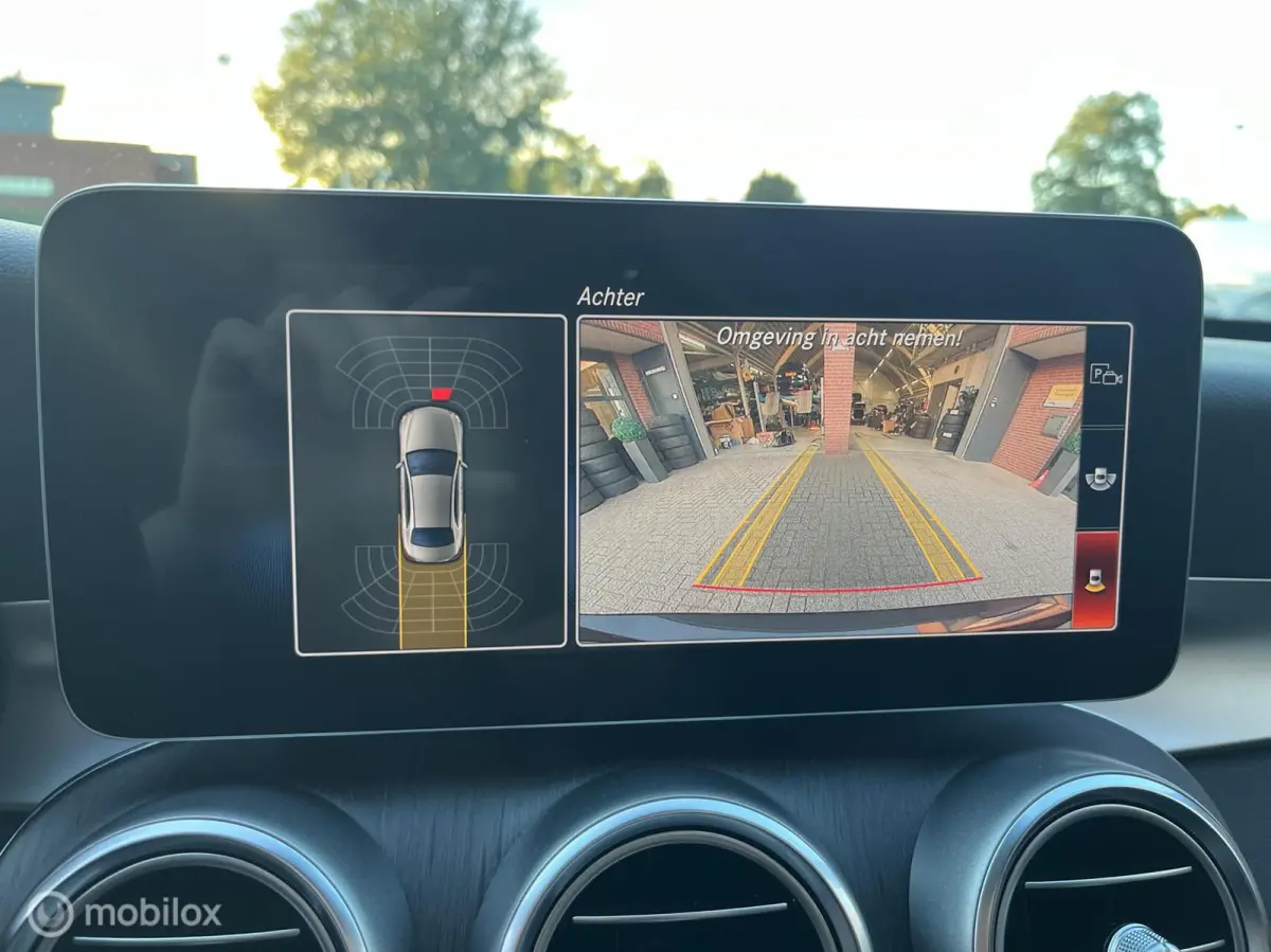 300 e AMG*LED*CRUISE*CARPLAY*PDC*BURMESTER*