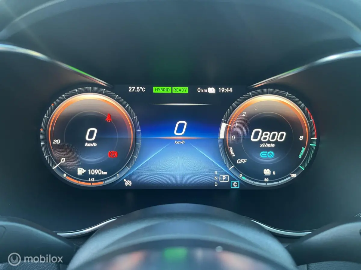 300 e AMG*LED*CRUISE*CARPLAY*PDC*BURMESTER*