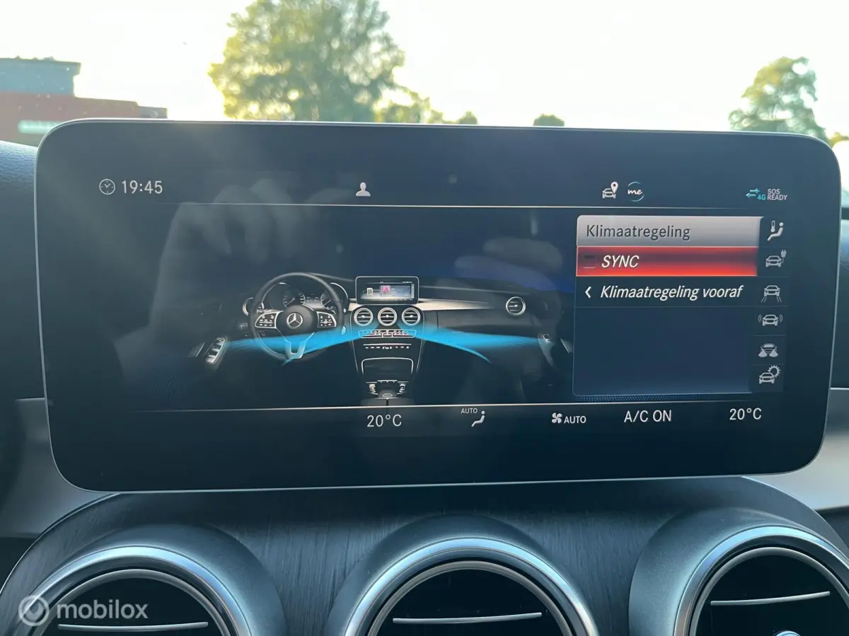 300 e AMG*LED*CRUISE*CARPLAY*PDC*BURMESTER*
