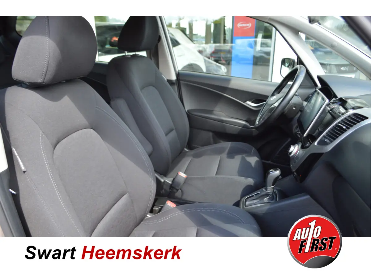 1.6i Premium Automaat | Navi | Cruise C. | Parkeercamera voor + achter