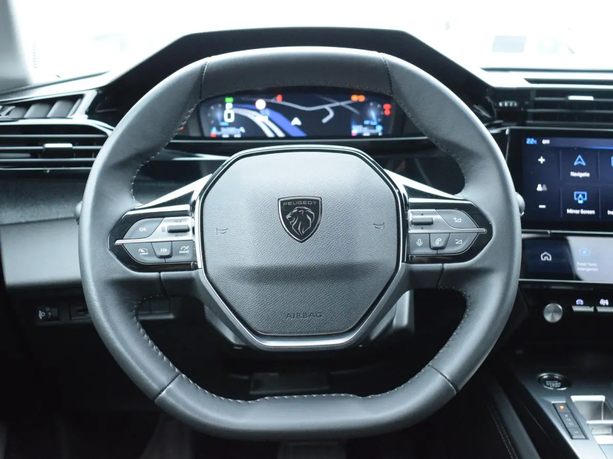 1.5 BlueHDi Allure Pack Business | 130 PK | NAVI | PARKEERSENSOREN MET CAMERA | CRUISE CONTROL | 34.580 KM