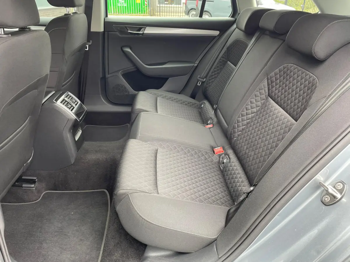 1.5 TSI ACT Business Edition NL.Auto/150PK/Full Led/Carplay/Automaat/Trekhaak/Cruise/1Ste Eigenaar