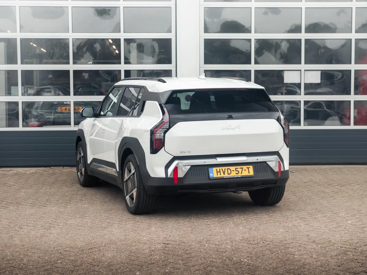 Plus Advanced 81.4 kWh l DIRECT LEVERBAAR | Schuifkanteldak | Harman en kardon | 17% bijtelling