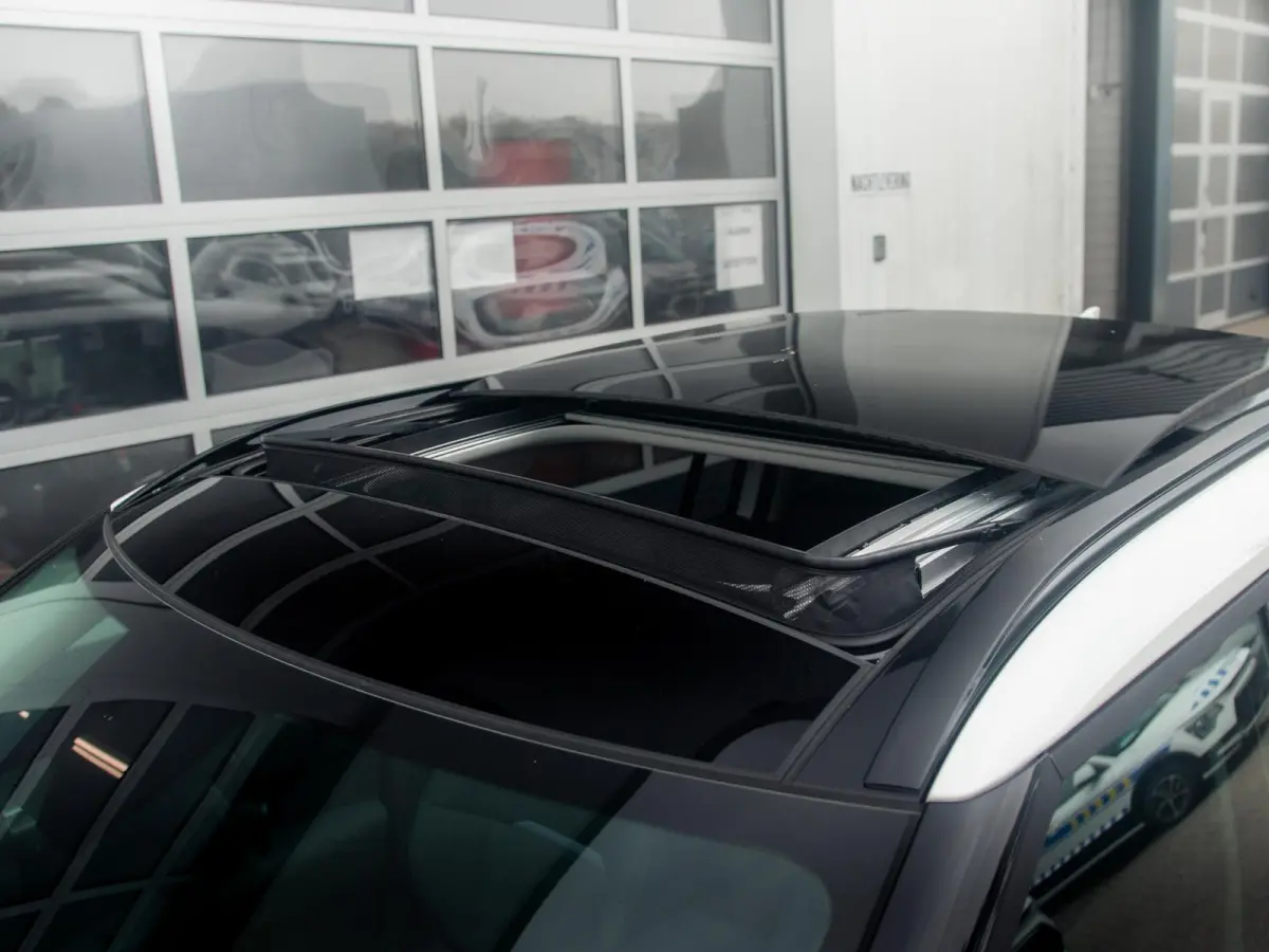 Plus Advanced 81.4 kWh l DIRECT LEVERBAAR | Schuifkanteldak | Harman en kardon | 17% bijtelling