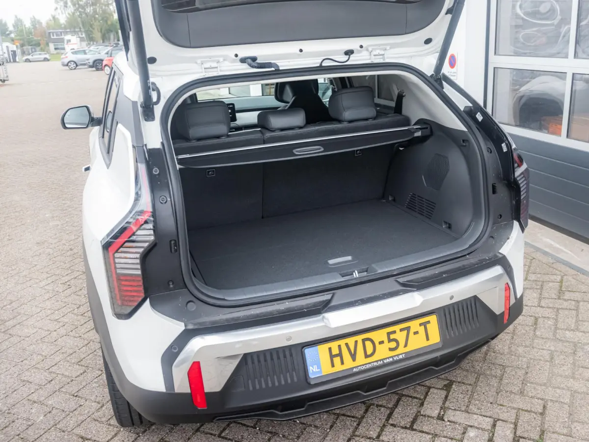 Plus Advanced 81.4 kWh l DIRECT LEVERBAAR | Schuifkanteldak | Harman en kardon | 17% bijtelling