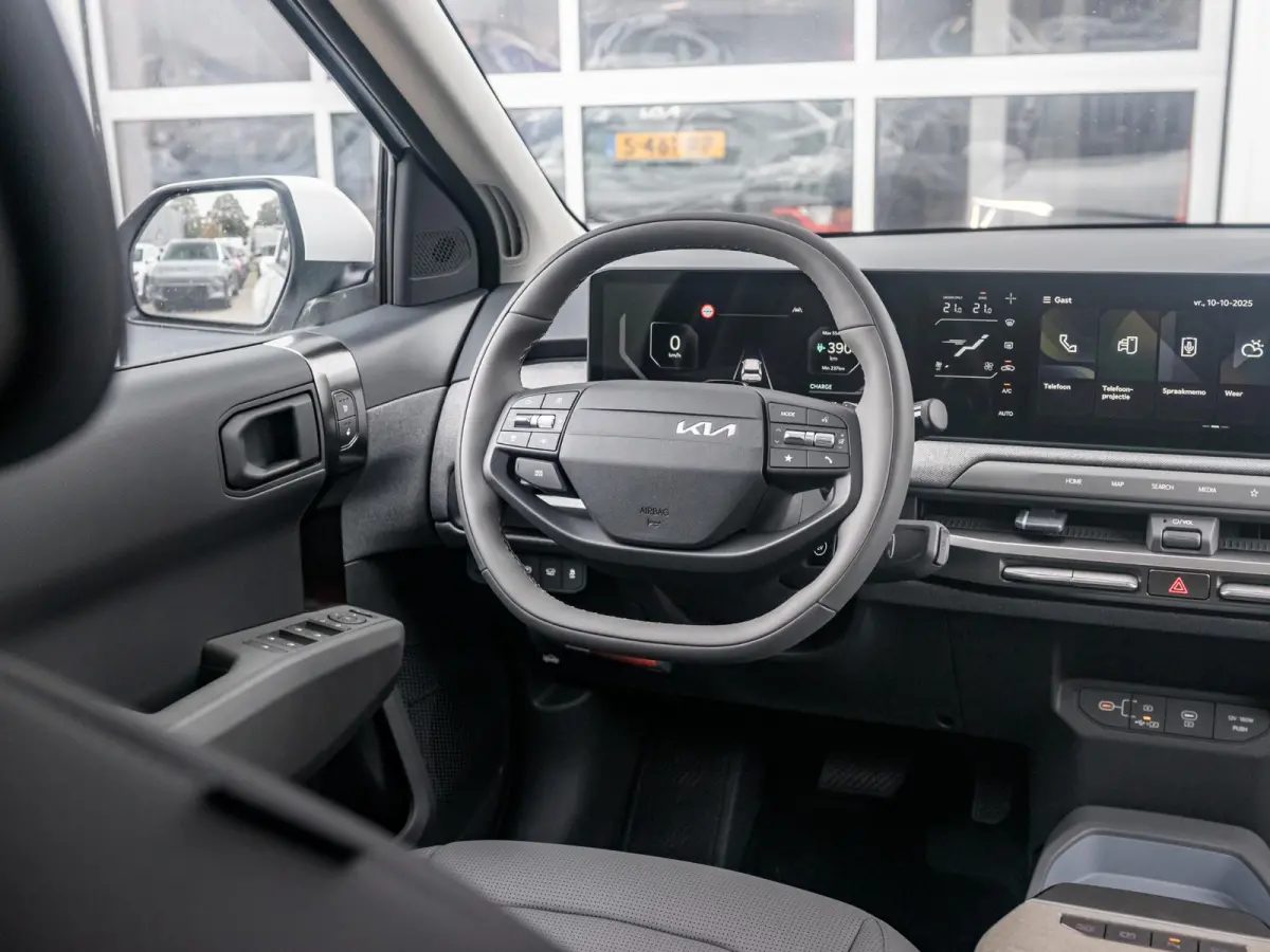 Plus Advanced 81.4 kWh l DIRECT LEVERBAAR | Schuifkanteldak | Harman en kardon | 17% bijtelling
