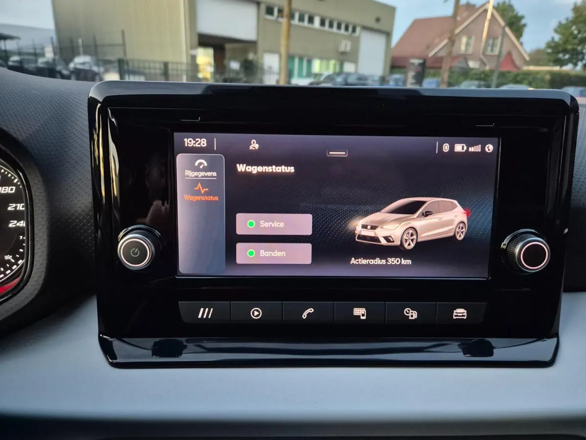 1e-Eig CarPlay Opties NAP NL Eco TSI Style Adaptieve Cruise Line Assist Navi Dealer Onderhouden
