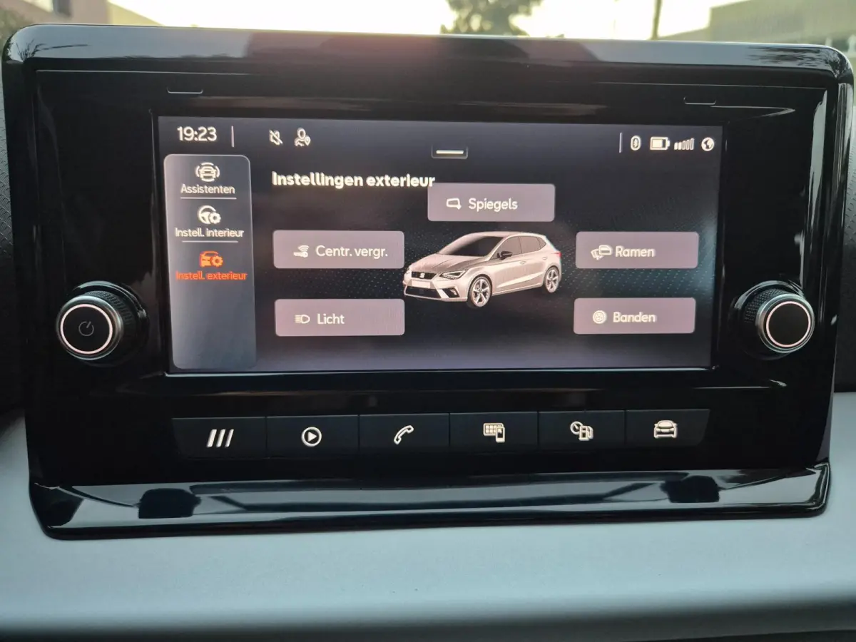 1e-Eig CarPlay Opties NAP NL Eco TSI Style Adaptieve Cruise Line Assist Navi Dealer Onderhouden