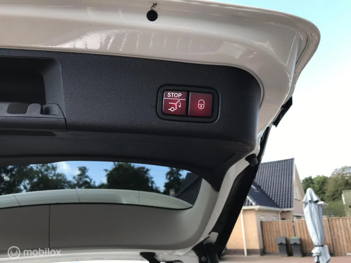400 Camera, Trekhaak, keyless, softclose
