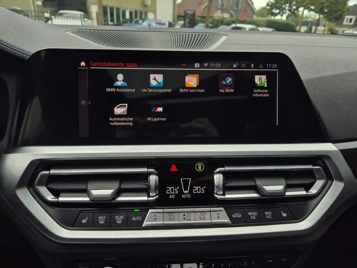 G20 330i M Edition Plus GARANTIE Android CarPlay Pano M Stoel HUD Camera NAP 1e EIG Laser Spoiler M Remmen