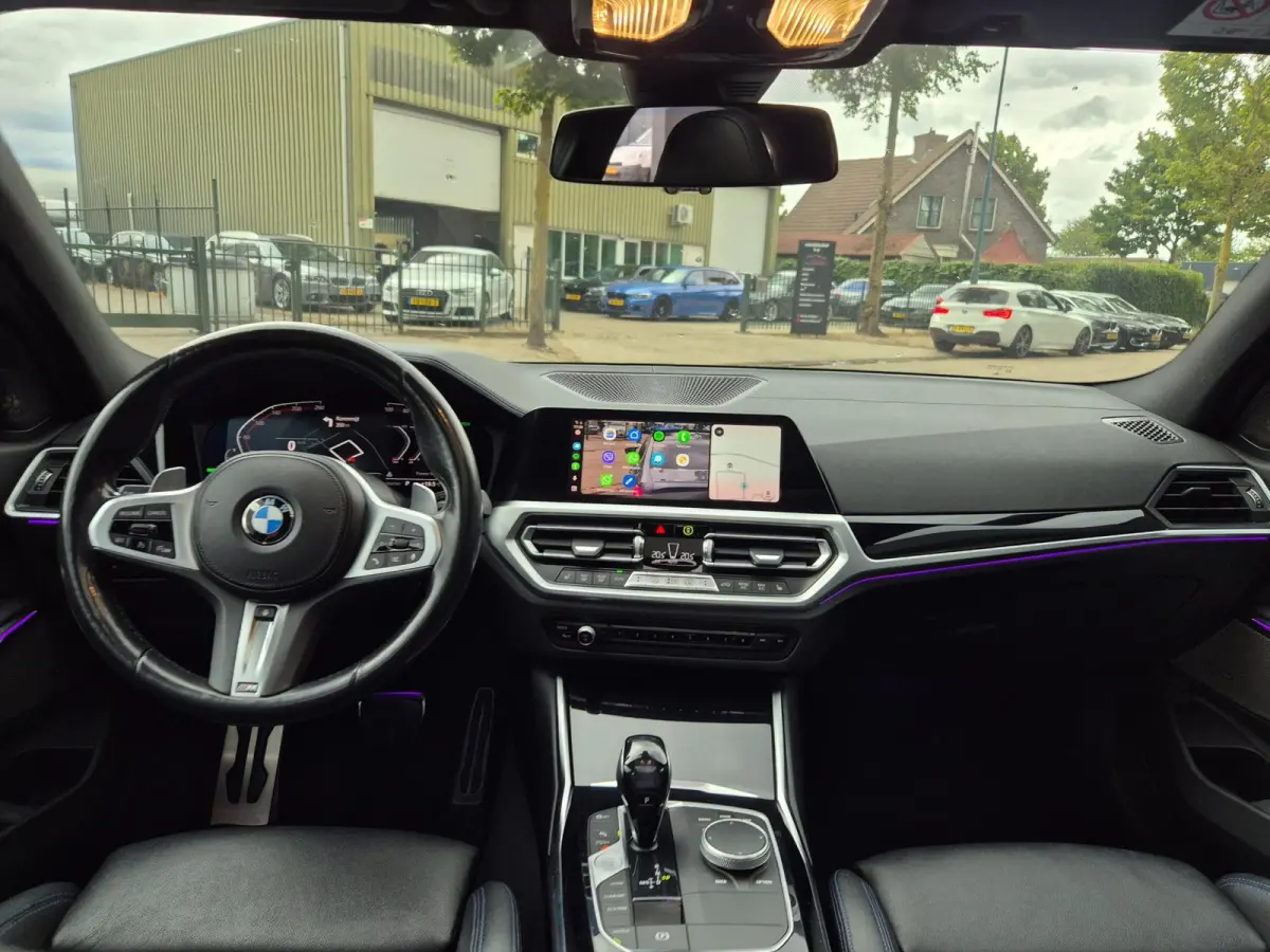 G20 330i M Edition Plus GARANTIE Android CarPlay Pano M Stoel HUD Camera NAP 1e EIG Laser Spoiler M Remmen