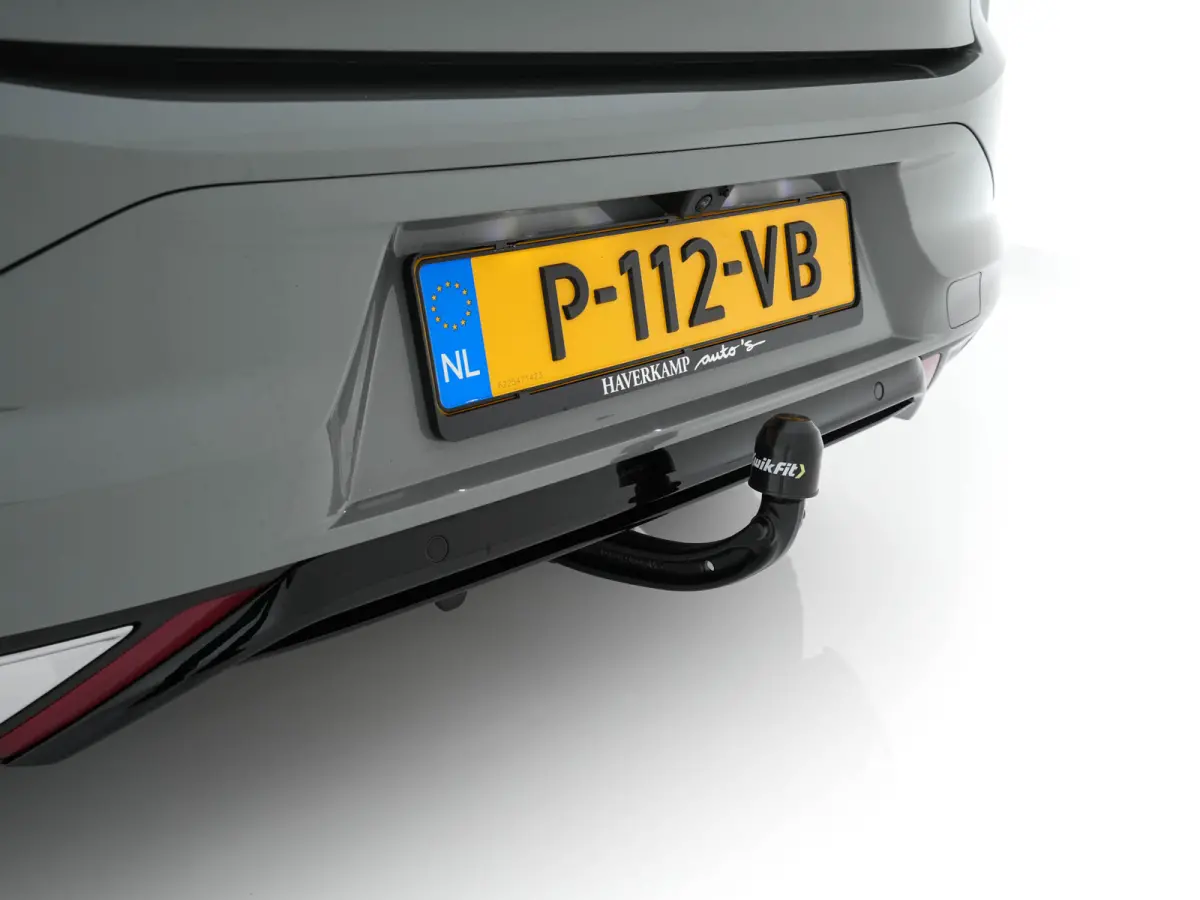 1.6 Performance-Line+ PureTech (INCL-BTW) Aut. *PANO | LEATHER-MICROFIBRE | FULL-LED | HEATED-SPORTSEATS | DIGI-COCKPIT | KEYLESS | CAMERA | LANE-ASSIST | CARPLAY | ECC | SHIFTPADDLES | PDC 