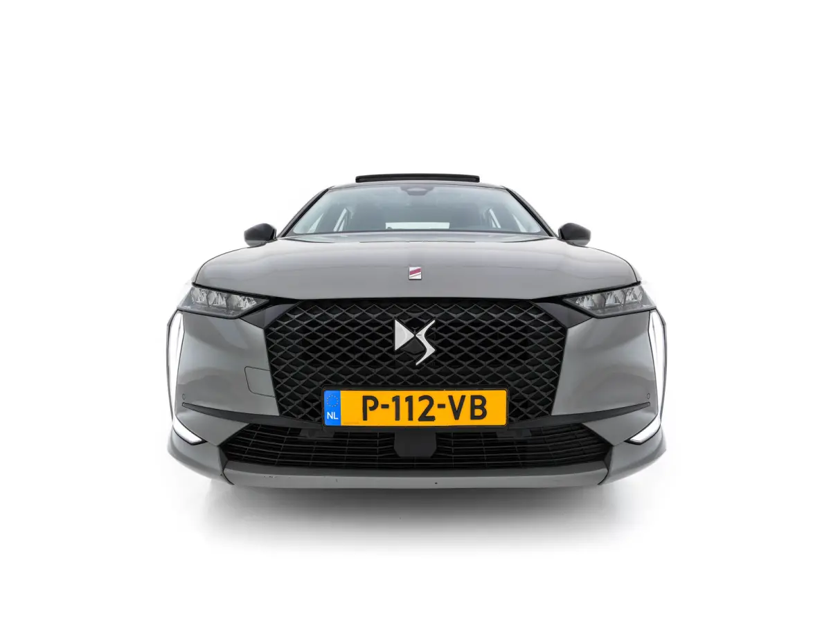 1.6 Performance-Line+ PureTech (INCL-BTW) Aut. *PANO | LEATHER-MICROFIBRE | FULL-LED | HEATED-SPORTSEATS | DIGI-COCKPIT | KEYLESS | CAMERA | LANE-ASSIST | CARPLAY | ECC | SHIFTPADDLES | PDC 