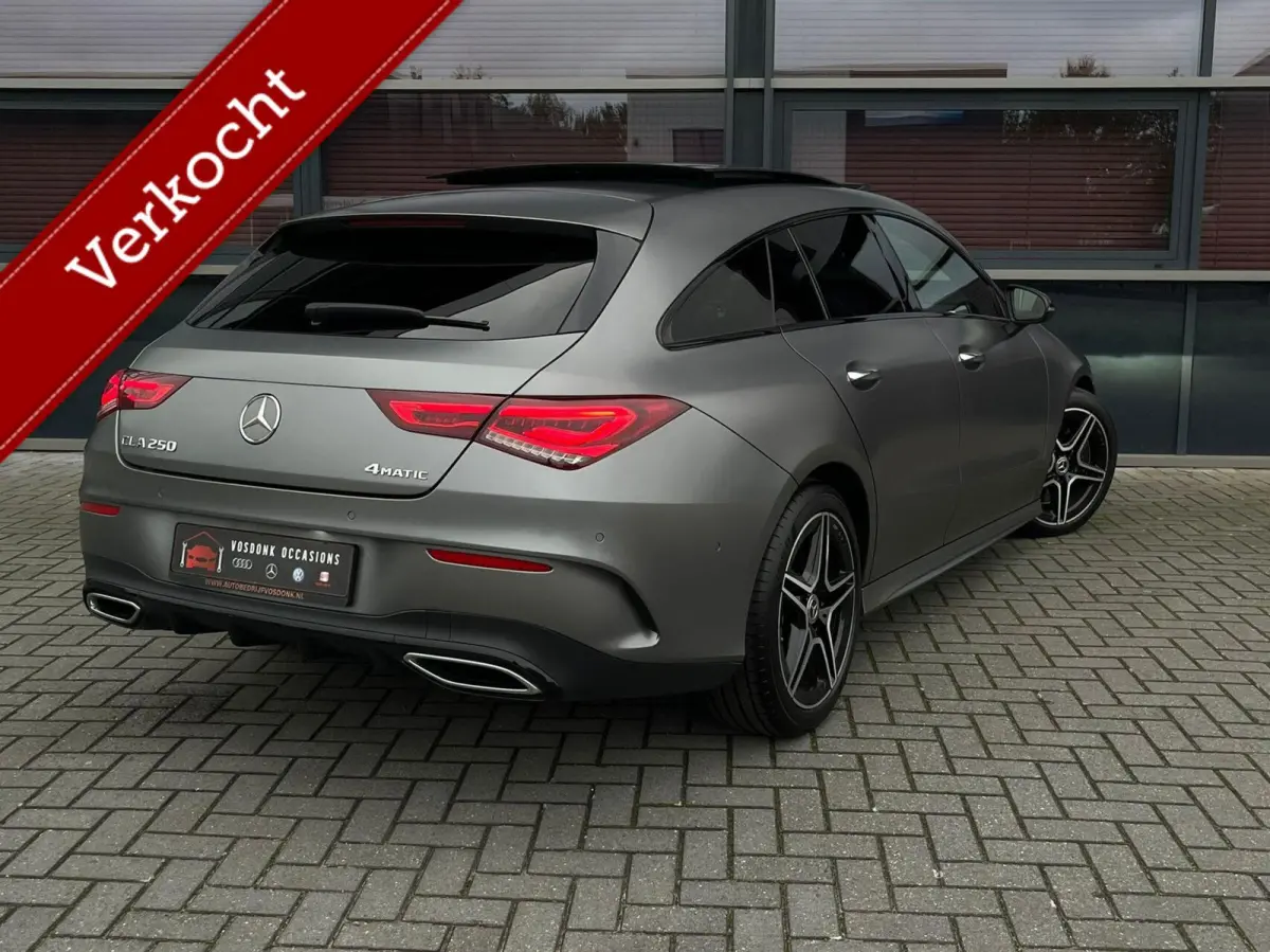 250 4MATIC Premium Plus FULL OPTIONS! Lees advertentie goed!