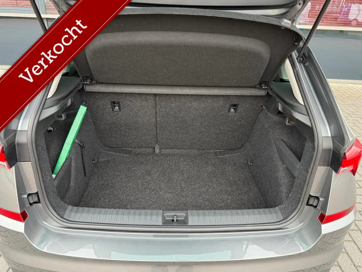 1.0 TSI Selection/ full led/ camera/ nieuwstaat!