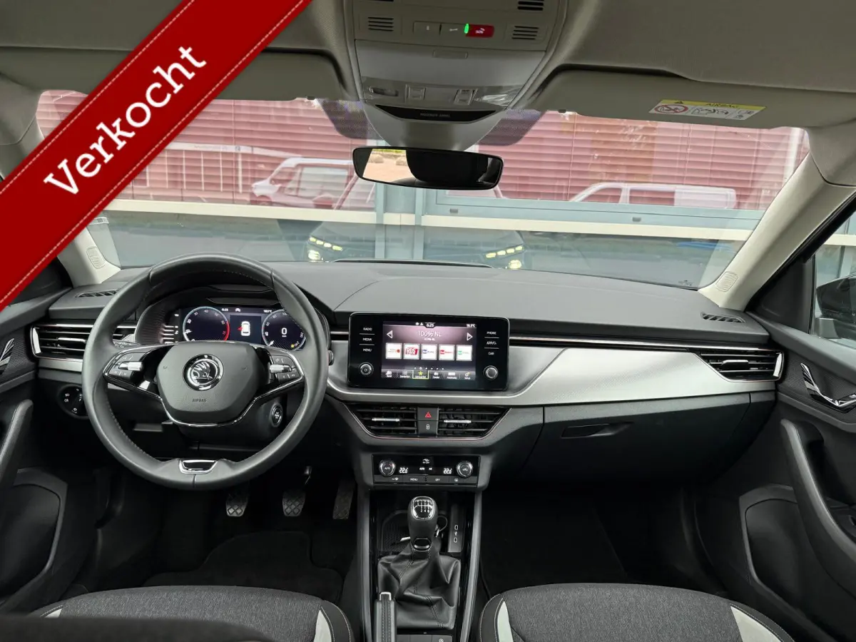 1.0 TSI Selection/ full led/ camera/ nieuwstaat!