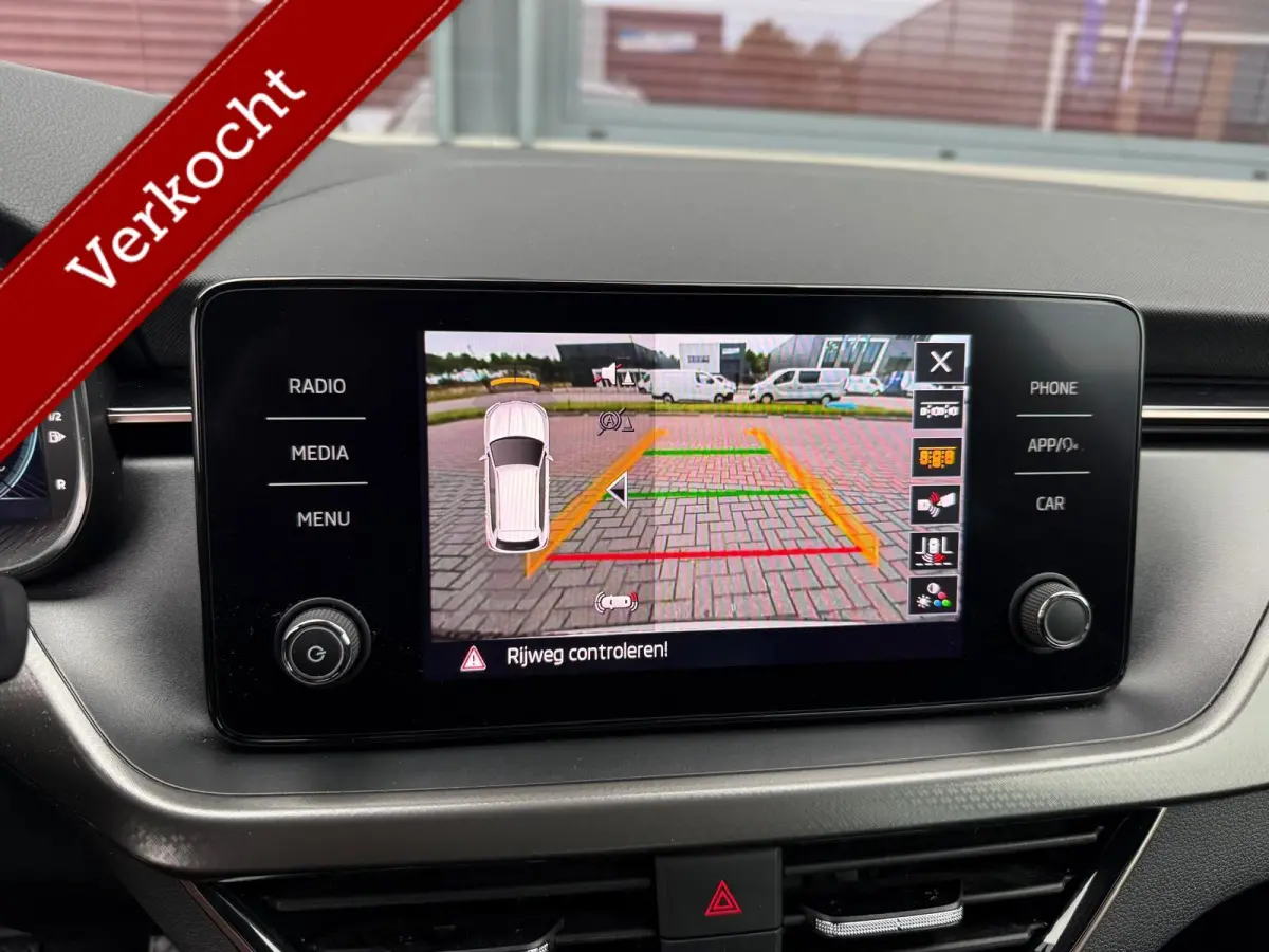 1.0 TSI Selection/ full led/ camera/ nieuwstaat!