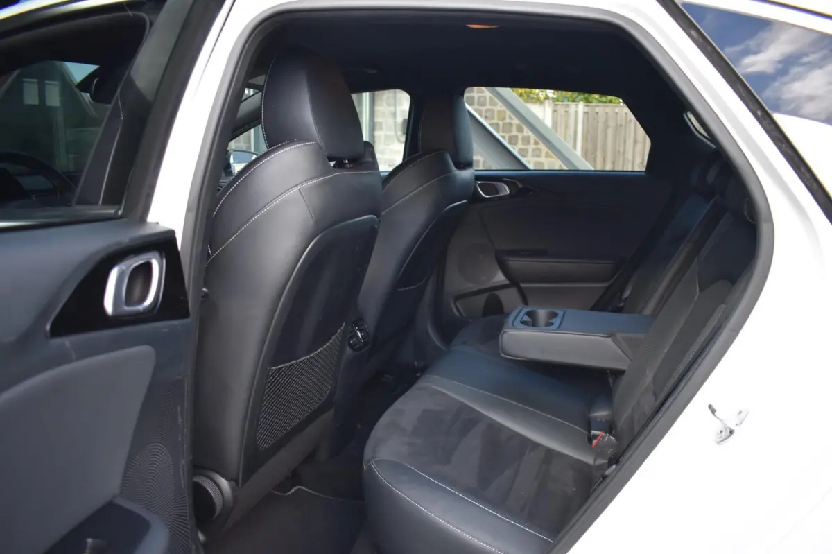 1.4 T-GDI GT-Line | APPLE CARPLAY | ANDROID AUTO | STOEL + STUURVERWARMING | CAMERA | NAP