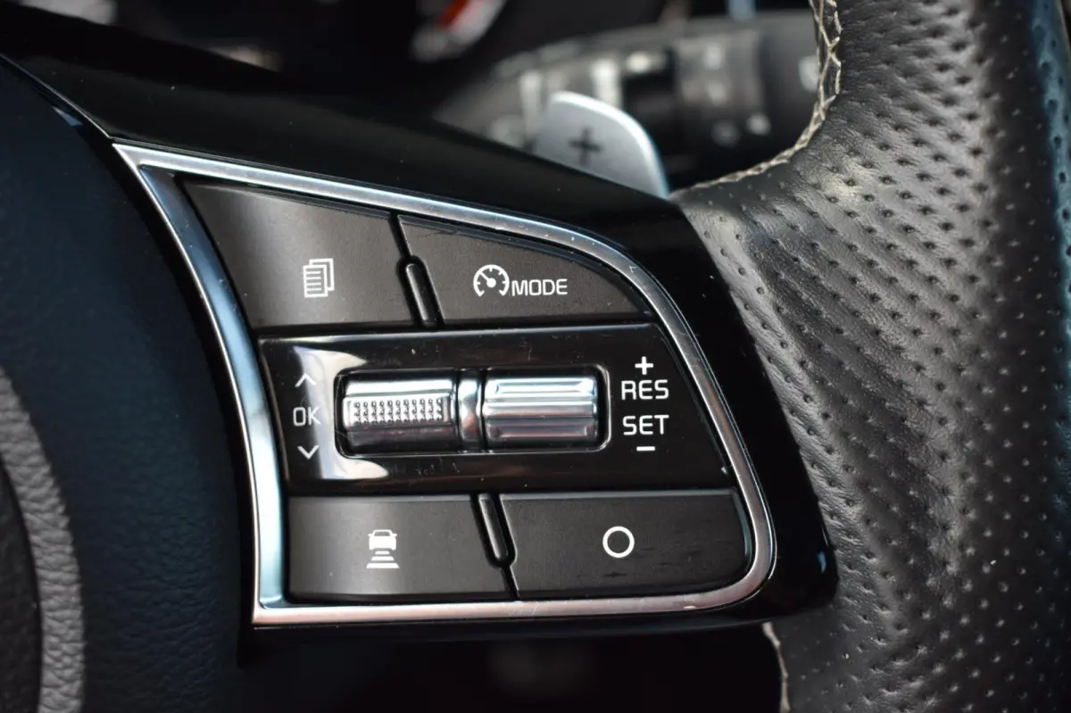 1.4 T-GDI GT-Line | APPLE CARPLAY | ANDROID AUTO | STOEL + STUURVERWARMING | CAMERA | NAP
