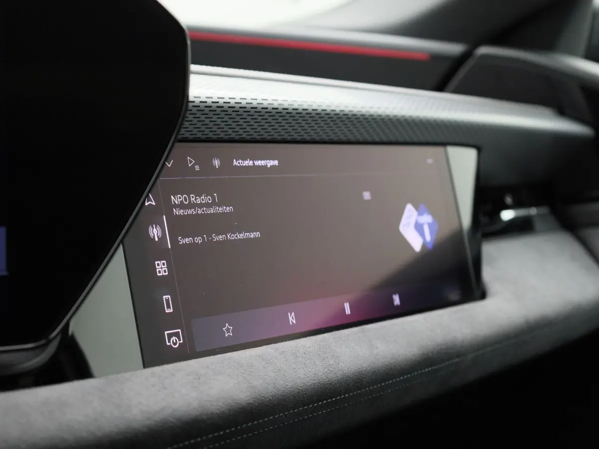 S edition performance 100 kWh | Demo | Automaat | Navigatie | 360 Camera | Panoramadak | Adaptive Cruise Control | S-line | Lichtmetalen velgen |