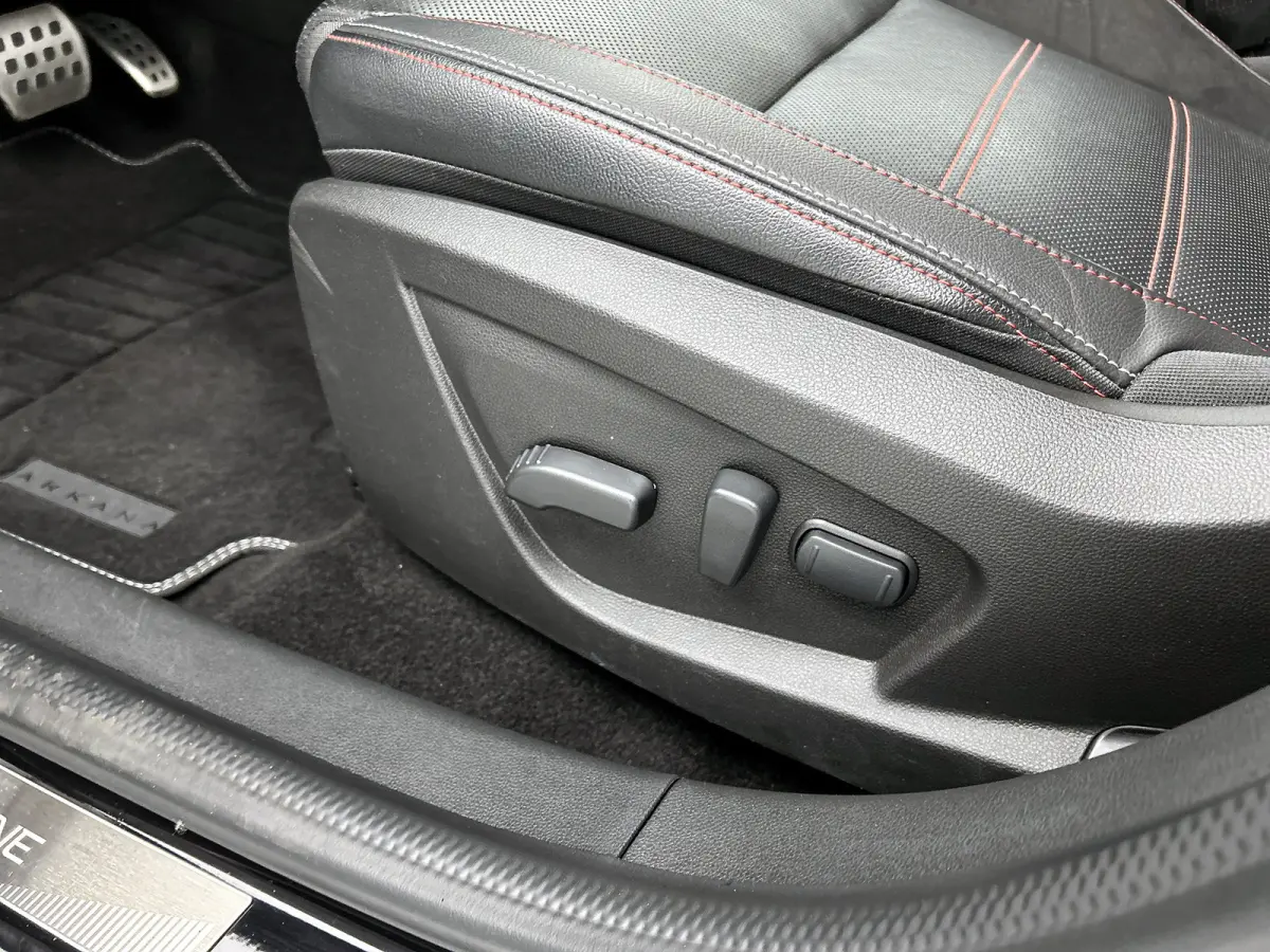 E-Tech Hybrid 145PK R.S. Line RS | CAMERA | ADAPTIVE CRUISE | STOELVERWARMING