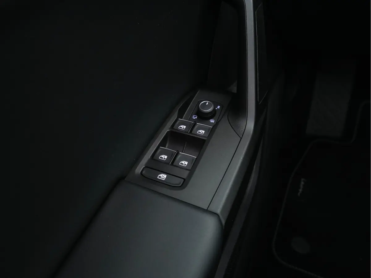 2.0 TDI FR Business Intense (INCL-BTW) Aut.  *PANO | FULL-LED | ADAPTIVE-CRUISE | DIGI-COCKPIT | NAVI-FULLMAP | LEATHER-MICROFIBRE | CARPLAY | KEYLESS | SHIFT-PADDLES | SPORT-SEATS | AMBIENT