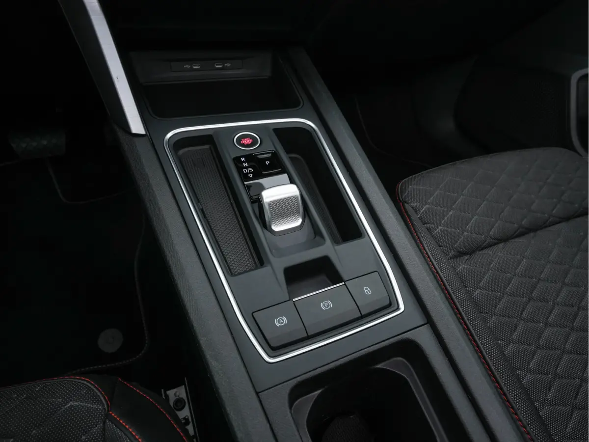 2.0 TDI FR Business Intense (INCL-BTW) Aut.  *PANO | FULL-LED | ADAPTIVE-CRUISE | DIGI-COCKPIT | NAVI-FULLMAP | LEATHER-MICROFIBRE | CARPLAY | KEYLESS | SHIFT-PADDLES | SPORT-SEATS | AMBIENT